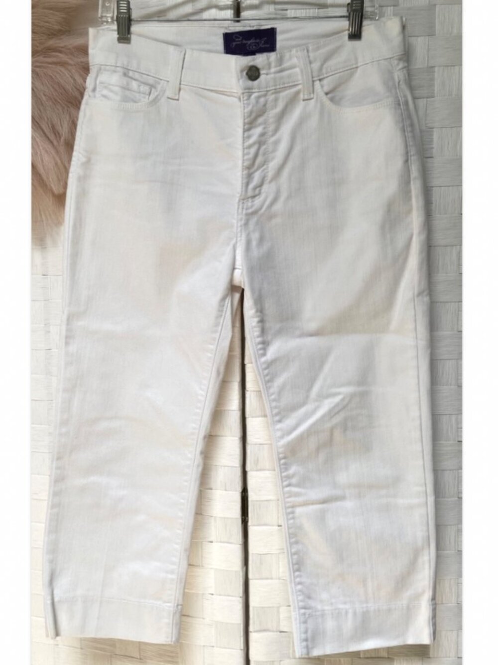 NYDJ Not Your Daughter's Jeans Lift Tuck Technology Capri Crop White Jeans Sz 8